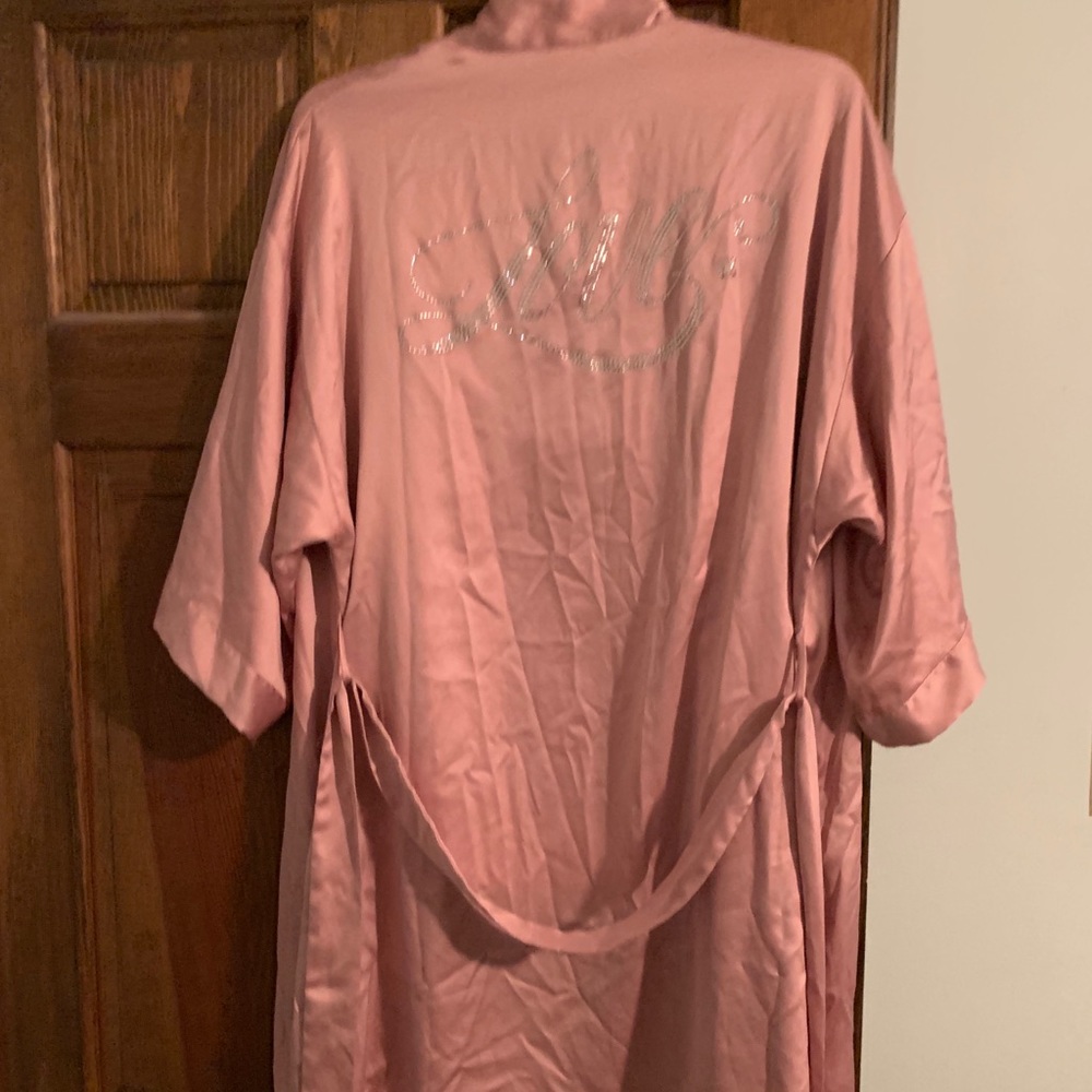 VS Robe